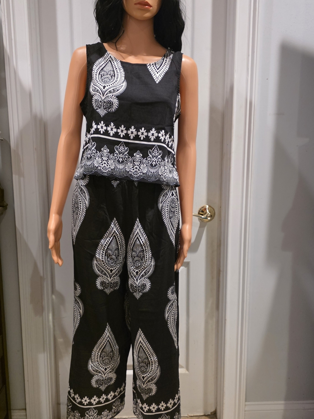 Black & White Printed Wide-Leg Pant Set
